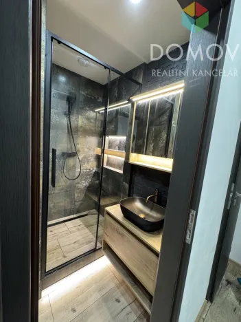 Pronájem bytu 2+kk, Králův Dvůr, Nad Stadionem, 40 m2