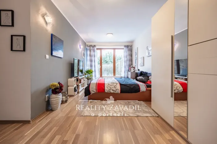 Pronájem bytu 3+kk, Jesenice, V Lázních, 93 m2