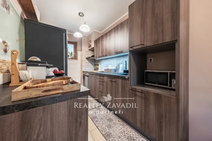 Pronájem bytu 3+kk, Jesenice, V Lázních, 93 m2