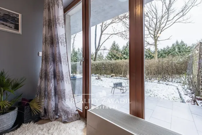 Pronájem bytu 3+kk, Jesenice, V Lázních, 93 m2