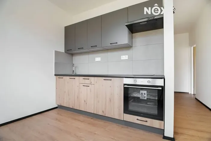 Pronájem bytu 2+1, Žatec, Jabloňová, 60 m2