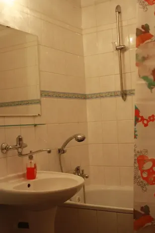 Pronájem bytu 2+kk, Praha - Vokovice, Ke dvoru, 49 m2