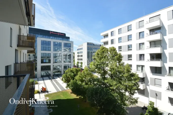 Pronájem bytu 1+kk, Praha - Jinonice, Barvitiova, 38 m2