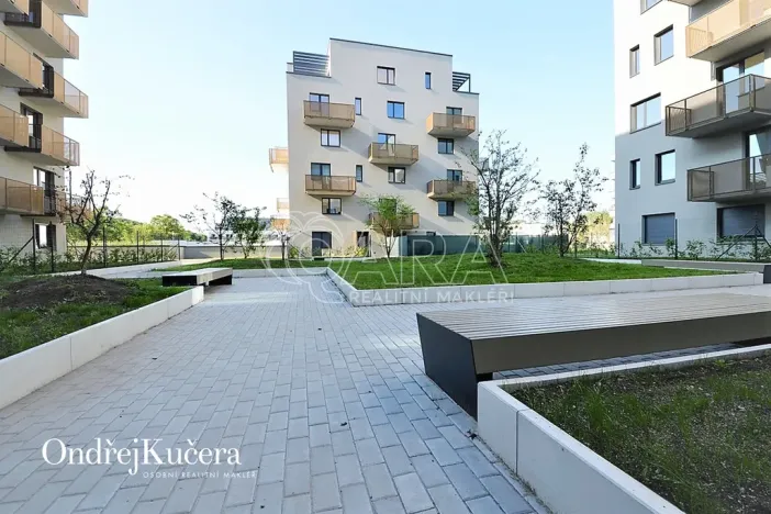 Pronájem bytu 1+kk, Praha - Jinonice, Barvitiova, 38 m2