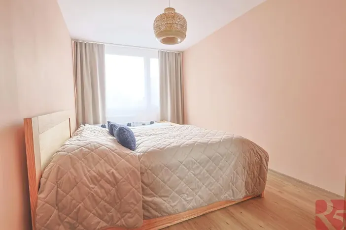 Prodej bytu 3+1, Praha - Bohnice, Feřtekova, 75 m2