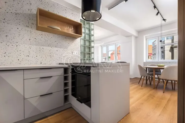 Pronájem bytu 2+kk, Praha - Libeň, Pivovarnická, 47 m2