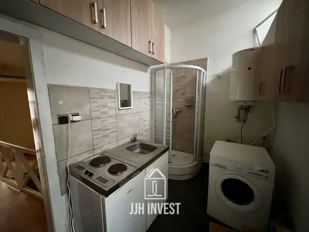 Pronájem bytu 1+1, Liberec - Liberec III-Jeřáb, 1. máje, 20 m2