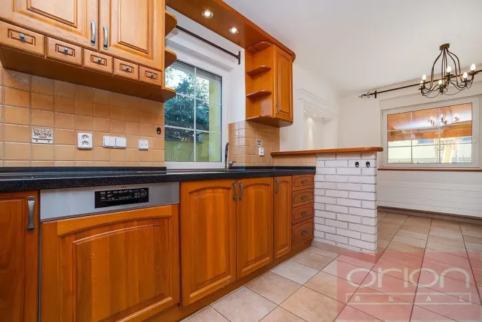 Pronájem rodinného domu, Praha - Řeporyje, Draženovská, 250 m2