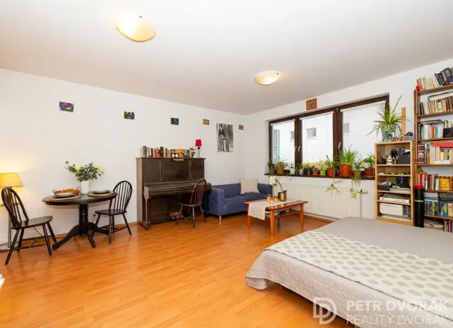 Prodej bytu 1+kk, Praha - Košíře, Musílkova, 59 m2