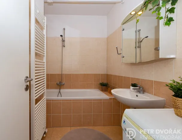 Prodej bytu 1+kk, Praha - Košíře, Musílkova, 59 m2