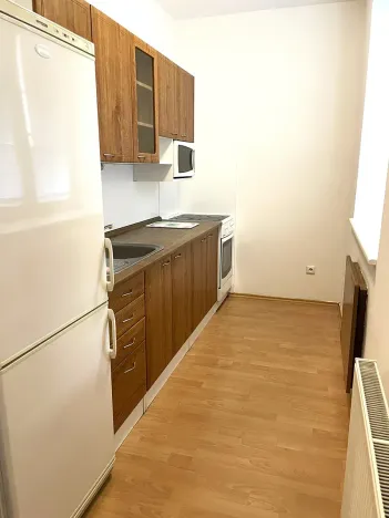 Prodej bytu 1+kk, Vestec, Ve Stromkách, 45 m2