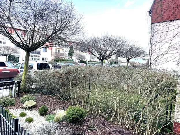 Prodej bytu 1+kk, Vestec, Ve Stromkách, 45 m2