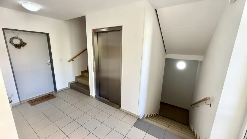 Pronájem bytu 2+kk, Jihlava, Vrchlického, 61 m2