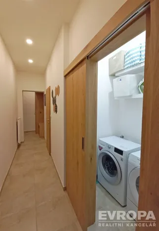 Prodej bytu 2+kk, Olomouc, Jeremenkova, 54 m2