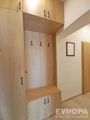 Prodej bytu 2+kk, Olomouc, Jeremenkova, 54 m2