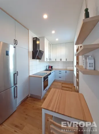 Prodej bytu 2+kk, Olomouc, Jeremenkova, 54 m2