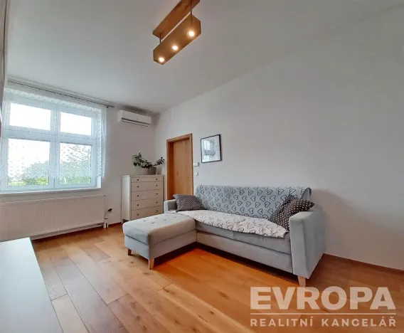 Prodej bytu 2+kk, Olomouc, Jeremenkova, 54 m2