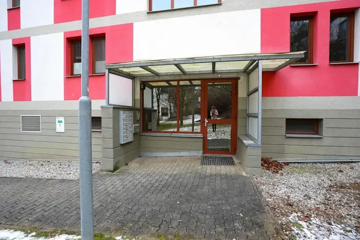 Pronájem bytu 1+kk, Beroun, U Židovského hřbitova, 41 m2
