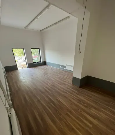 Prodej skladu, Praha - Horní Počernice, Komárovská, 210 m2