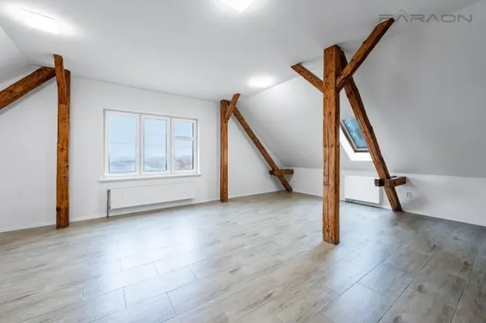 Prodej rodinného domu, Lety, 550 m2