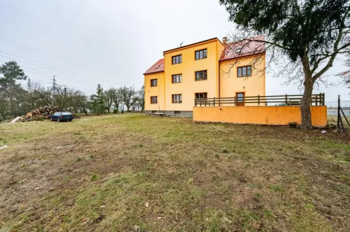 Prodej rodinného domu, Lety, 550 m2