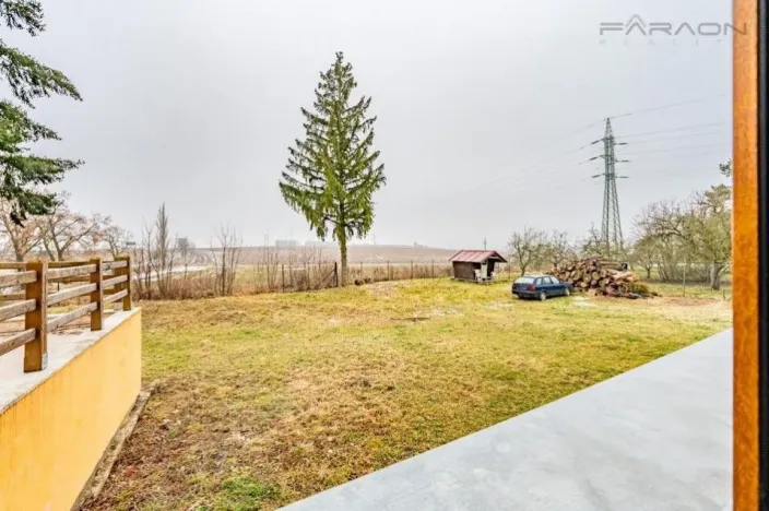 Prodej komerční nemovitosti, Lety, 550 m2