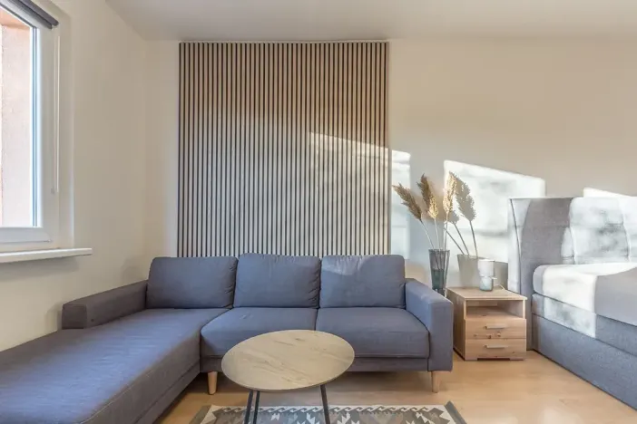 Pronájem bytu 1+1, Praha - Záběhlice, Sasanková, 36 m2