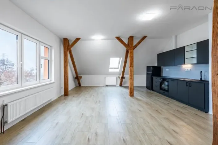 Prodej činžovního domu, Lety, 550 m2