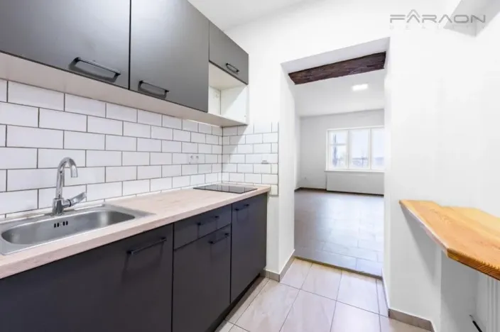 Prodej činžovního domu, Lety, 550 m2