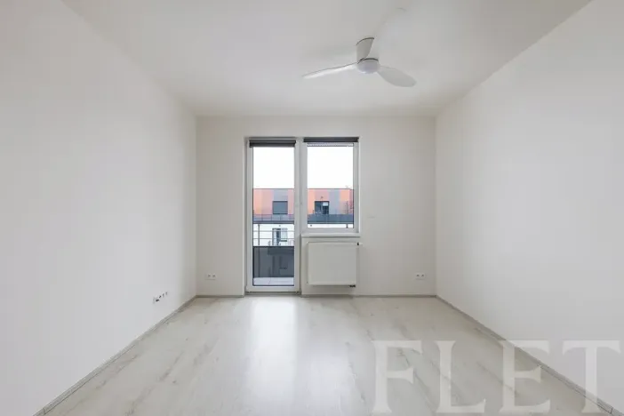 Pronájem bytu 1+kk, Praha - Letňany, Škrábkových, 28 m2