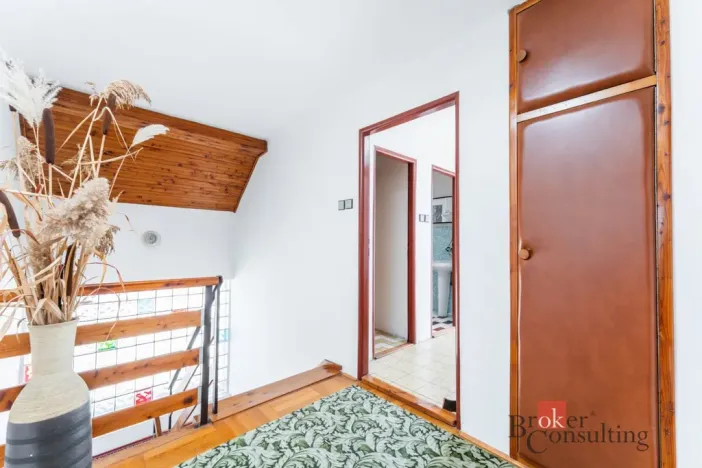 Prodej rodinného domu, Sendražice, 240 m2