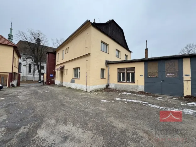 Pronájem komerční nemovitosti, Pelhřimov, Svatovítské náměstí, 144 m2