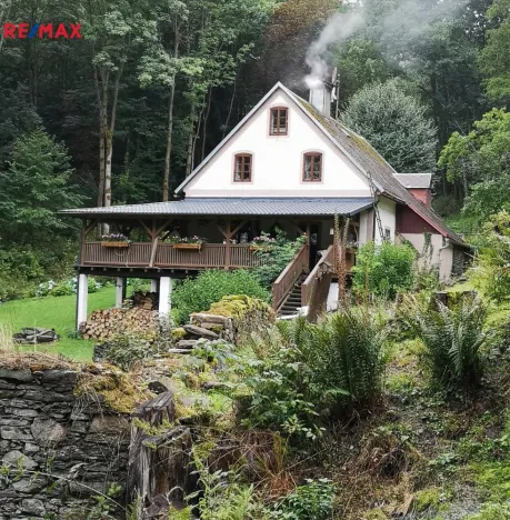 Prodej chalupy, Stráž nad Ohří - Srní, 300 m2