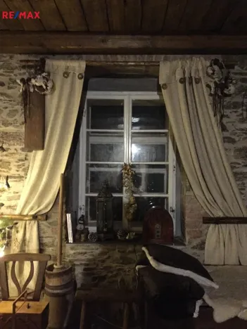 Prodej rodinného domu, Stráž nad Ohří - Srní, 300 m2