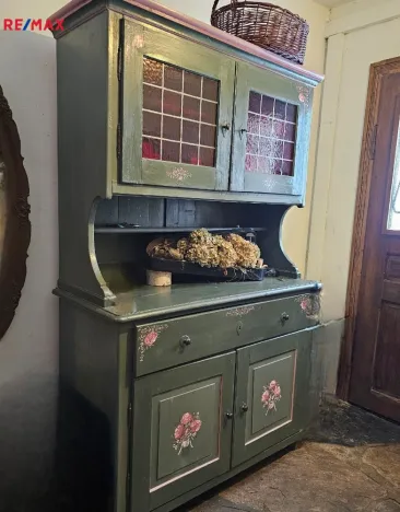 Prodej rodinného domu, Stráž nad Ohří - Srní, 300 m2