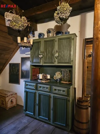 Prodej rodinného domu, Stráž nad Ohří - Srní, 300 m2