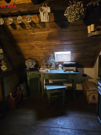 Prodej rodinného domu, Stráž nad Ohří - Srní, 300 m2