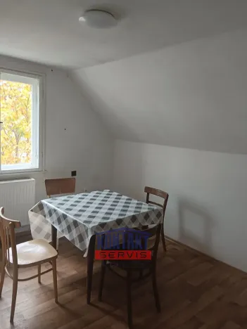 Pronájem rodinného domu, Týn nad Vltavou, Komzákova, 120 m2