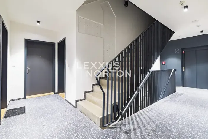 Pronájem bytu 2+kk, Praha - Karlín, Sokolovská, 52 m2