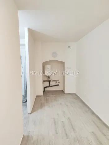 Pronájem kanceláře, České Budějovice - České Budějovice 3, Skuherského, 33 m2