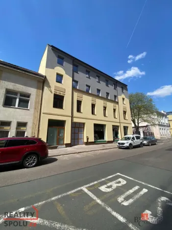 Pronájem pokoje, Hradec Králové - Pražské Předměstí, Habrmanova, 50 m2