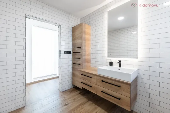 Prodej rodinného domu, Lhota, 207 m2