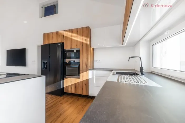 Prodej rodinného domu, Lhota, 207 m2