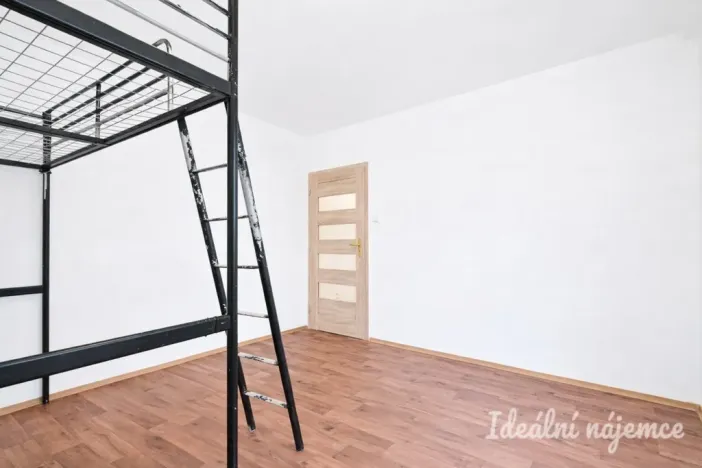 Pronájem bytu 1+kk, Brno, Slovákova, 24 m2