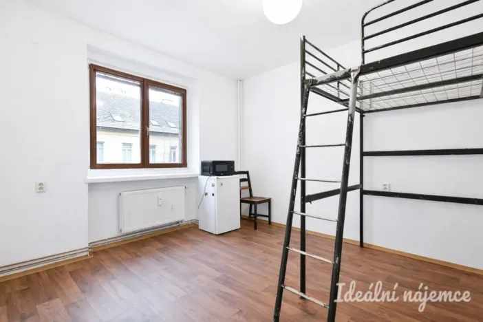 Pronájem bytu 1+kk, Brno, Slovákova, 24 m2