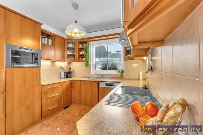 Prodej rodinného domu, Vysoká nad Labem, 263 m2