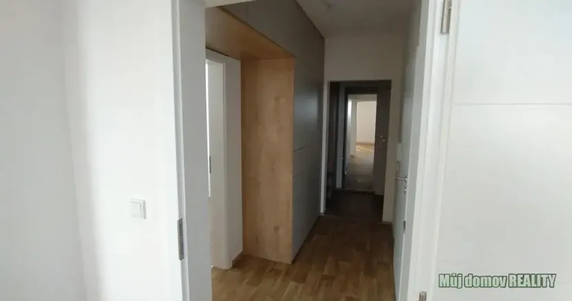 Pronájem bytu 2+kk, Praha - Černý Most, Bryksova, 52 m2