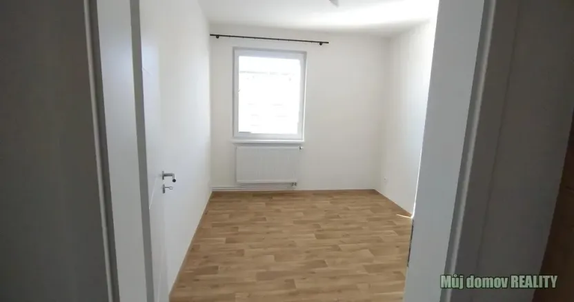 Pronájem bytu 2+kk, Praha - Černý Most, Bryksova, 52 m2