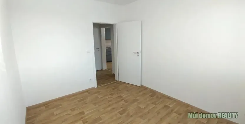 Pronájem bytu 2+kk, Praha - Černý Most, Bryksova, 52 m2