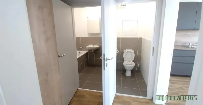 Pronájem bytu 2+kk, Praha - Černý Most, Bryksova, 52 m2